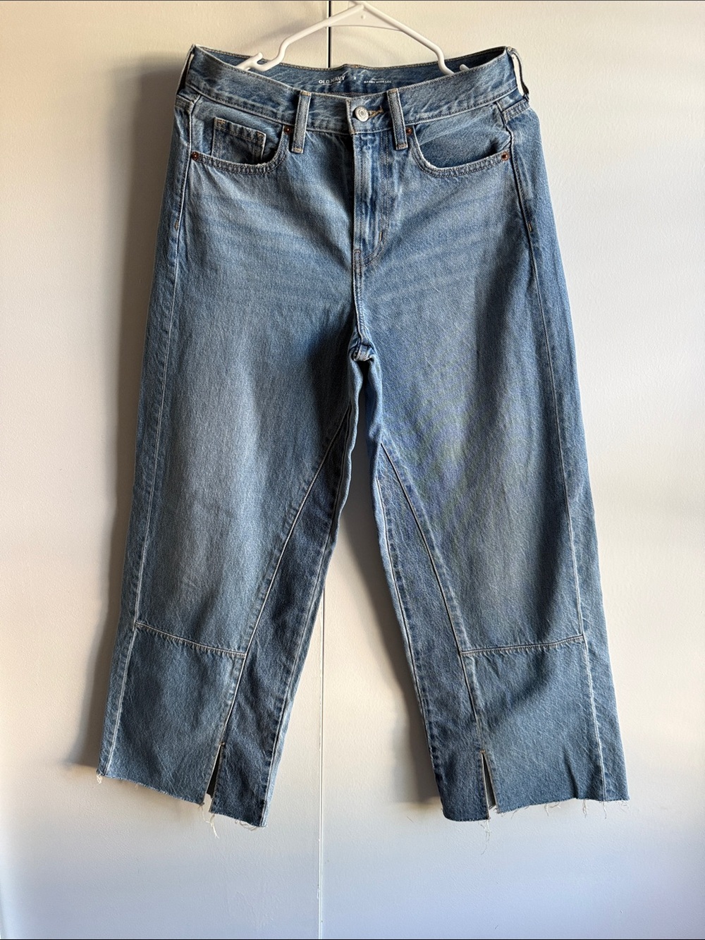Old Navy Light Blue Cropped High-Rise Jeans